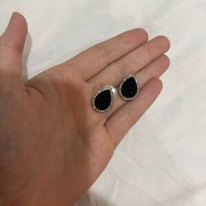 Black Kendra scott studs